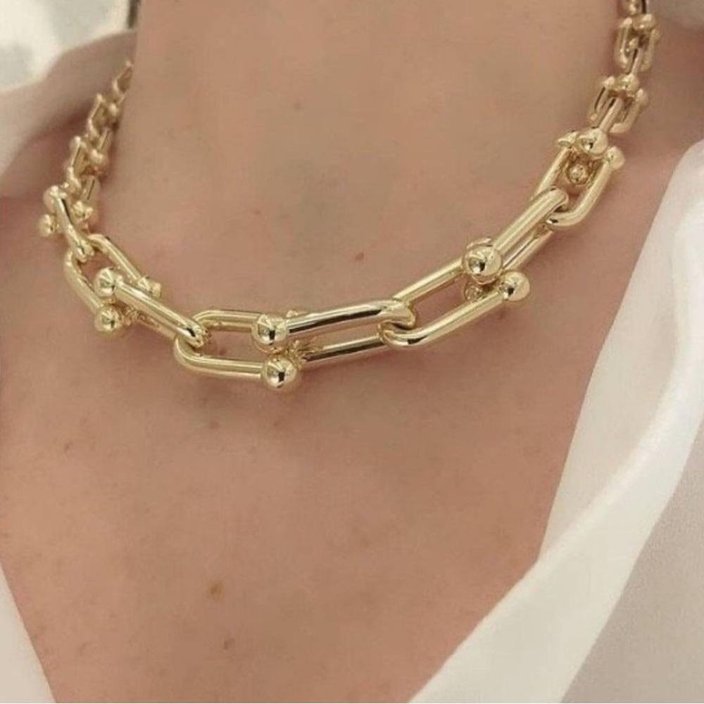 Gold Hardware Bold Large Links U shaped Necklace